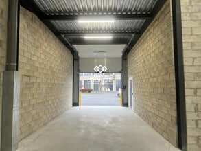 Flex dans Saint-Pierre-du-Perray à louer Photo intérieure- Image 1 de 6