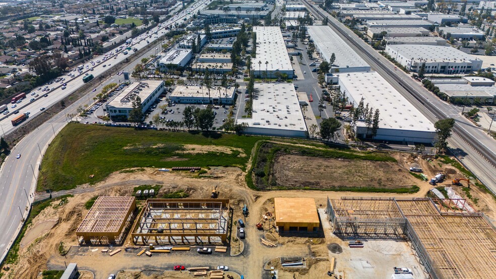 18839 Gale Ave, Rowland Heights, CA à vendre - Photo du bâtiment - Image 2 de 6