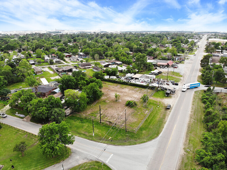 16526 Market St, Channelview, TX à louer - Photo du bâtiment - Image 1 de 7