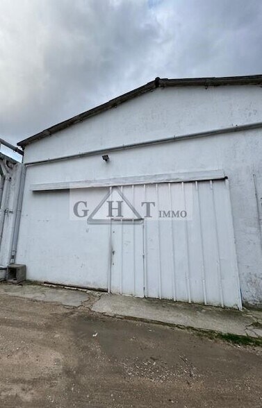 Industrial in Champigny-sur-Marne for lease - Building Photo - Image 1 of 2