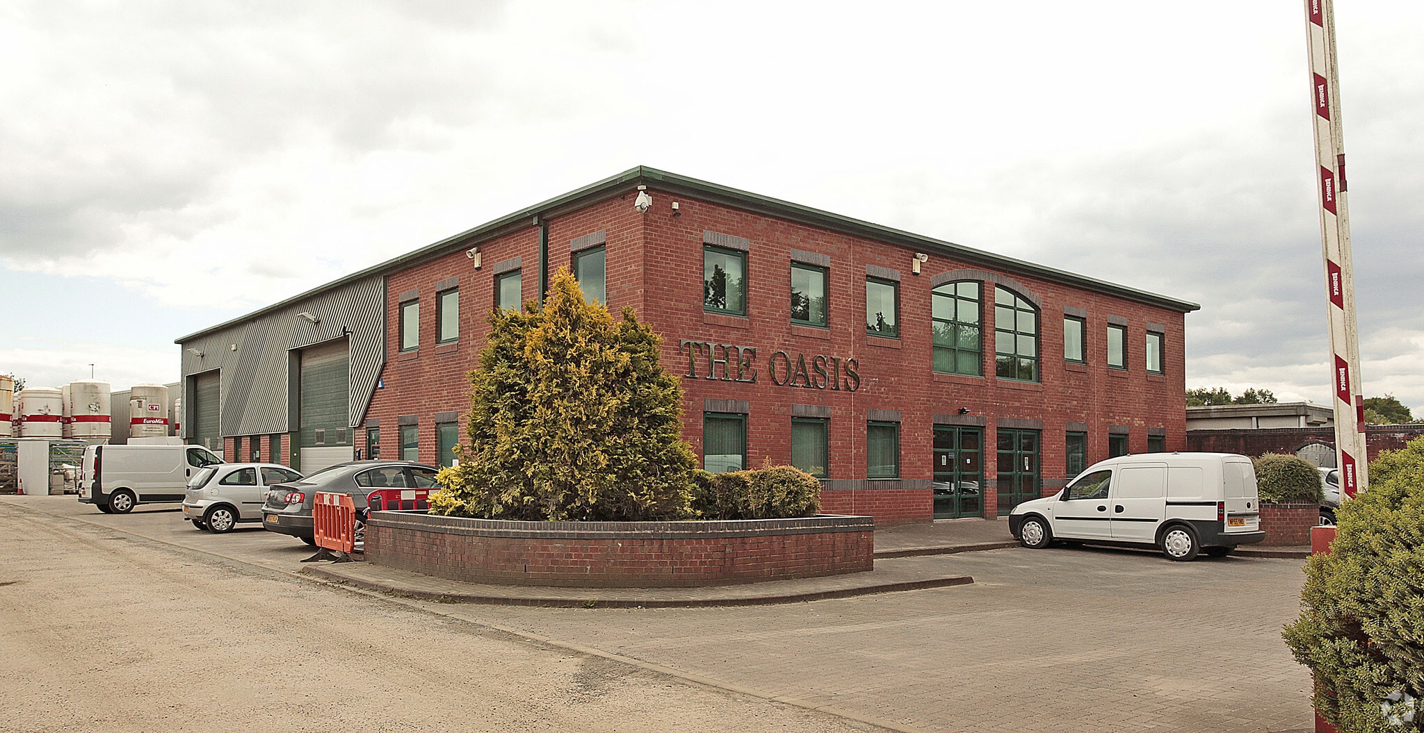 Brinell Dr, Manchester for lease Primary Photo- Image 1 of 7