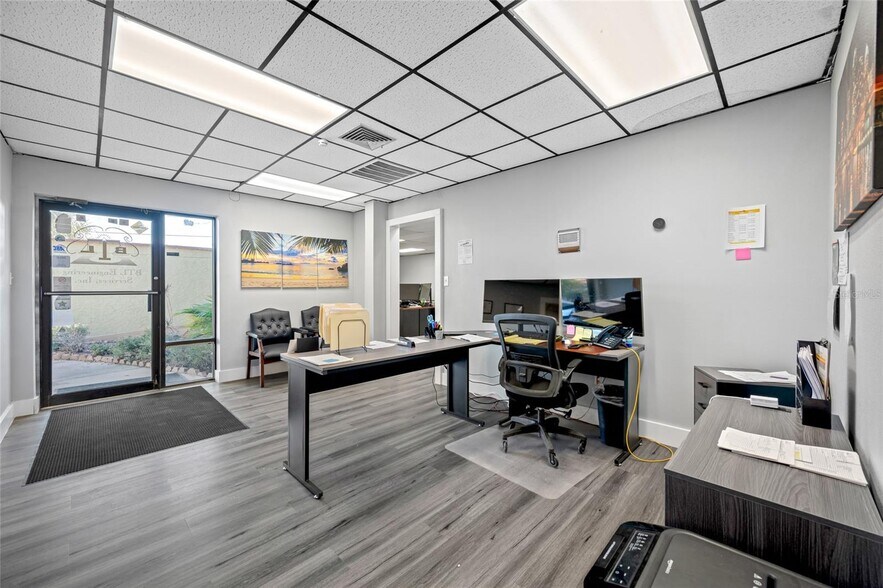 5802 N Occident St, Tampa, FL à vendre - Photo du bâtiment - Image 2 de 17