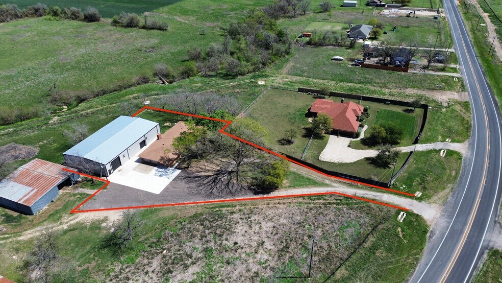 10025 Farm to Market 1660, Hutto, TX à vendre - Photo du bâtiment - Image 3 de 16