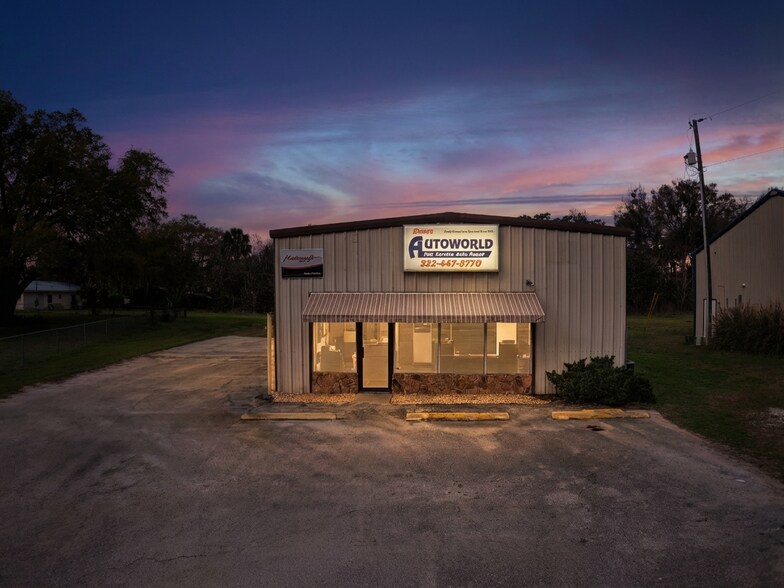 8 Highway 19 N, Inglis, FL à vendre - Photo du bâtiment - Image 2 de 30