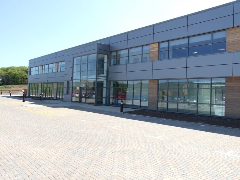 4 Cathedral Ave, Wells for lease - Primary Photo - Image 1 of 27