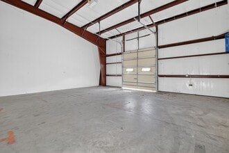 300 Richey Rd, Leesburg, FL for lease Interior Photo- Image 1 of 4