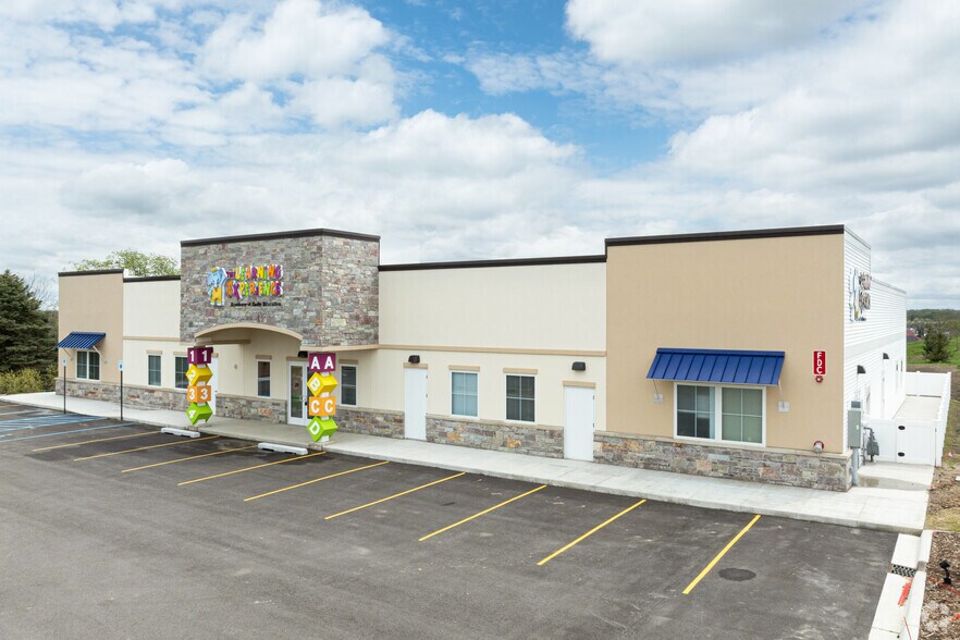 2220 64th SW st, Byron Center, MI for sale - Building Photo - Image 2 of 10