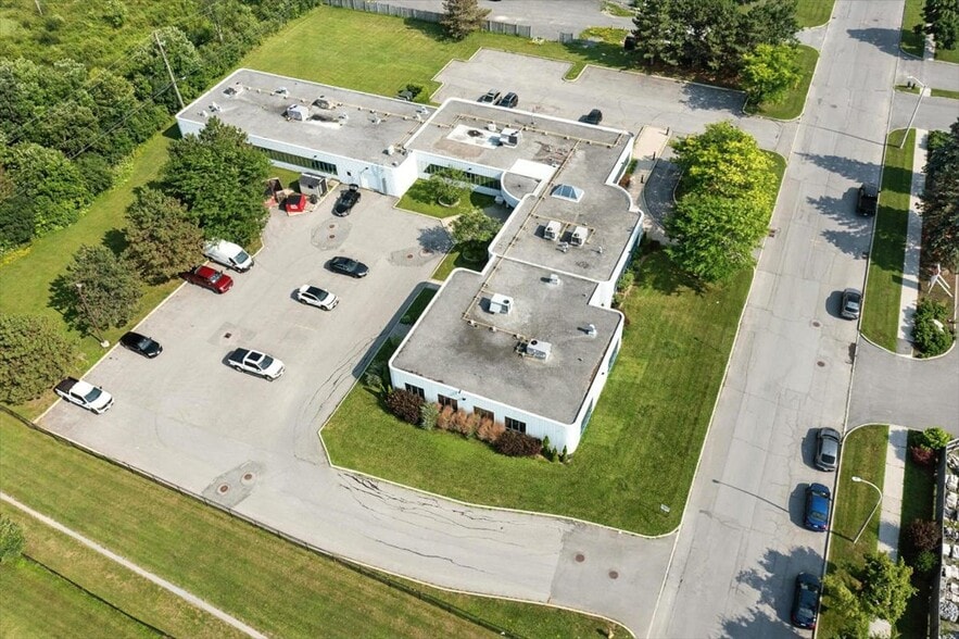 5430-5440 Canotek Rd, Ottawa, ON for lease - Aerial - Image 1 of 3