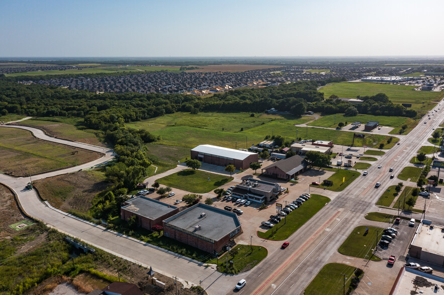 125 W Princeton Dr, Princeton, TX à louer - Photo du bâtiment - Image 3 de 4