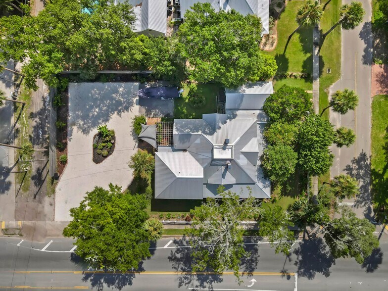 201 8th St, Port Saint Joe, FL à vendre - Photo principale - Image 1 de 5