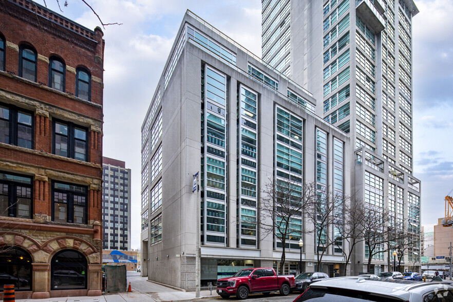 36 Lombard St, Toronto, ON à vendre - Photo principale - Image 1 de 1