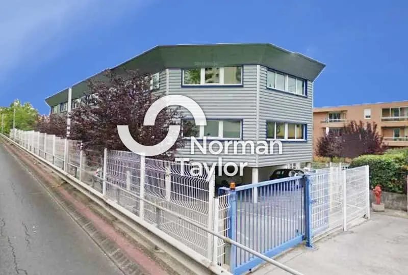 Office in Montpellier for sale - Building Photo - Image 1 of 12