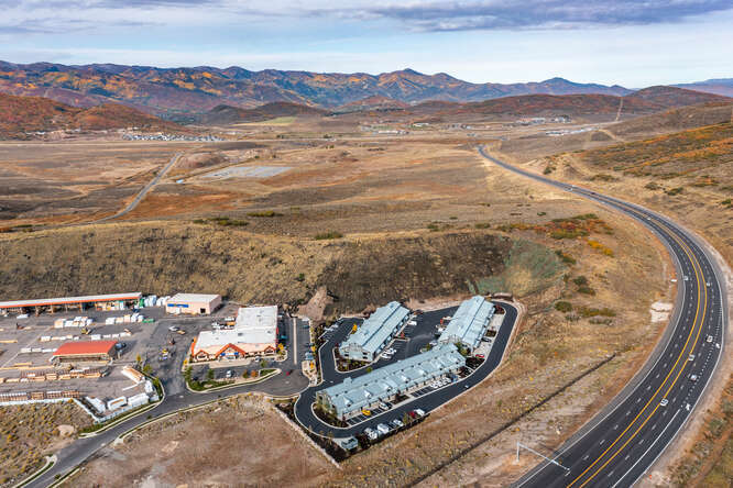 1200 W Lori Ln, Park City, UT à louer - Photo du bâtiment - Image 1 de 4