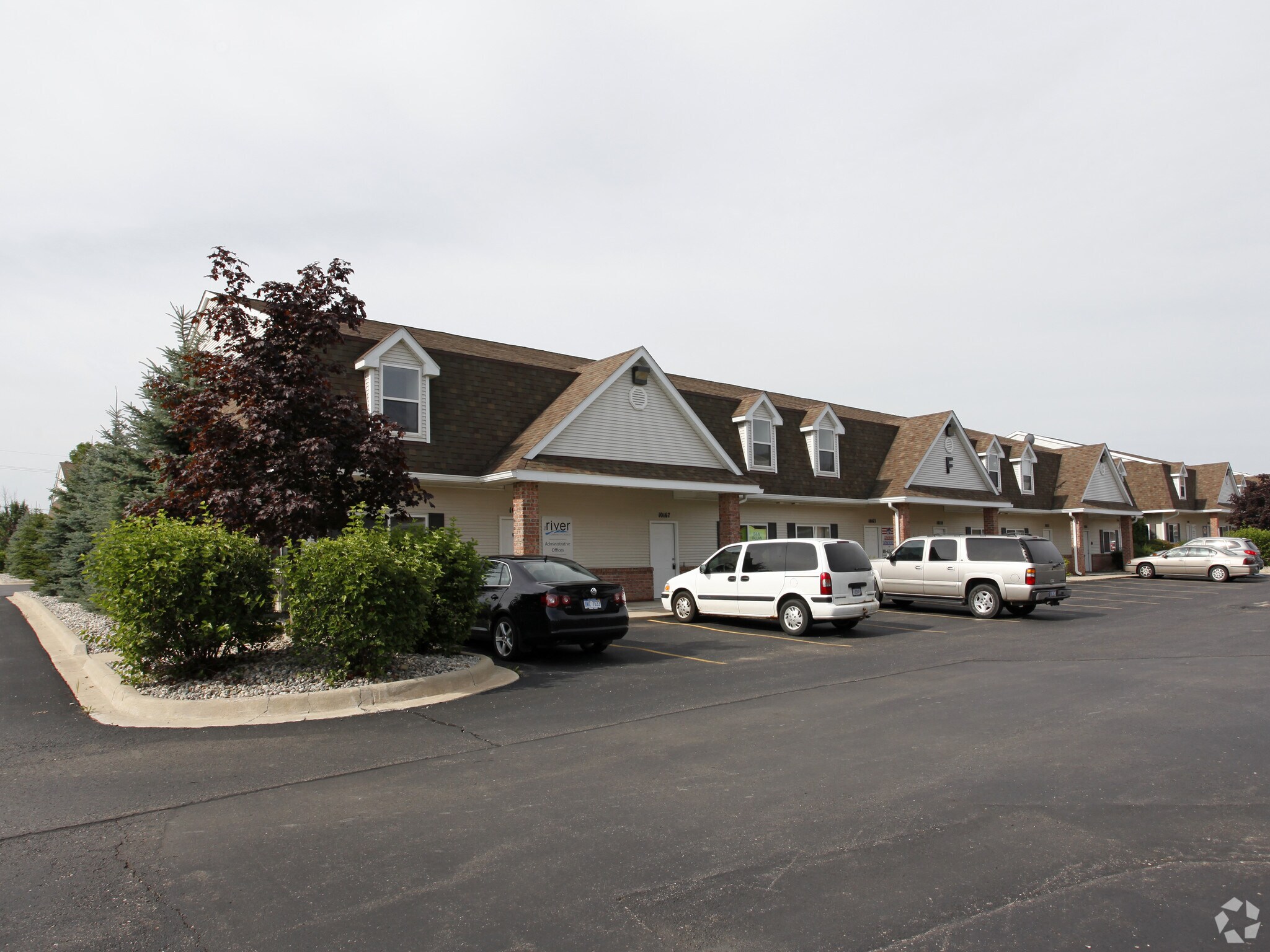 10151-10171 Bergin Rd, Howell, MI à louer Photo principale- Image 1 de 43
