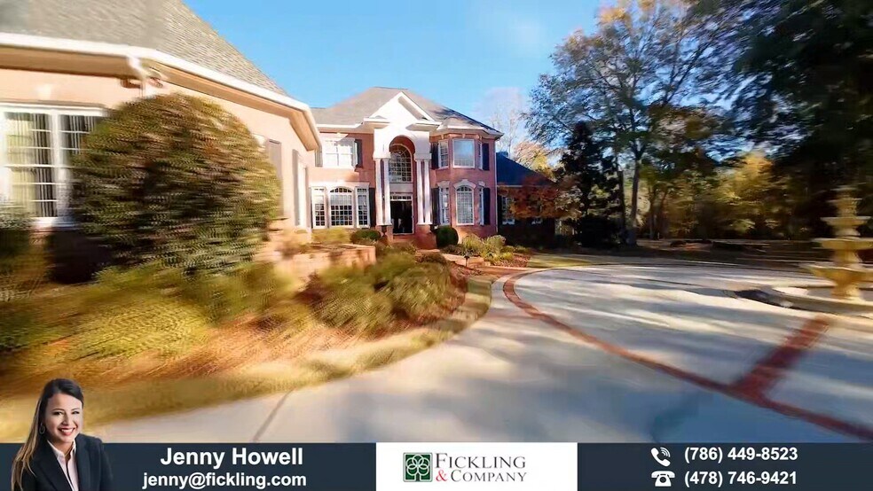 2079 Highway 85, Senoia, GA à vendre - Vidéo sur l’inscription commerciale - Image 2 de 26