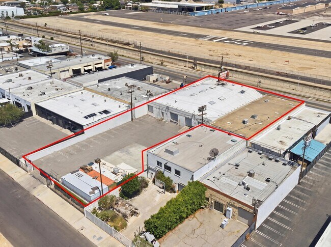 Plus de détails pour 10477-10487 San Fernando Road – à vendre, Pacoima, CA
