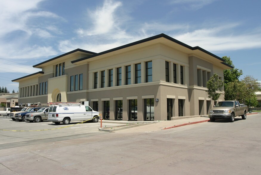 3461 Brookside Rd, Stockton, CA à vendre - Photo du bâtiment - Image 2 de 9