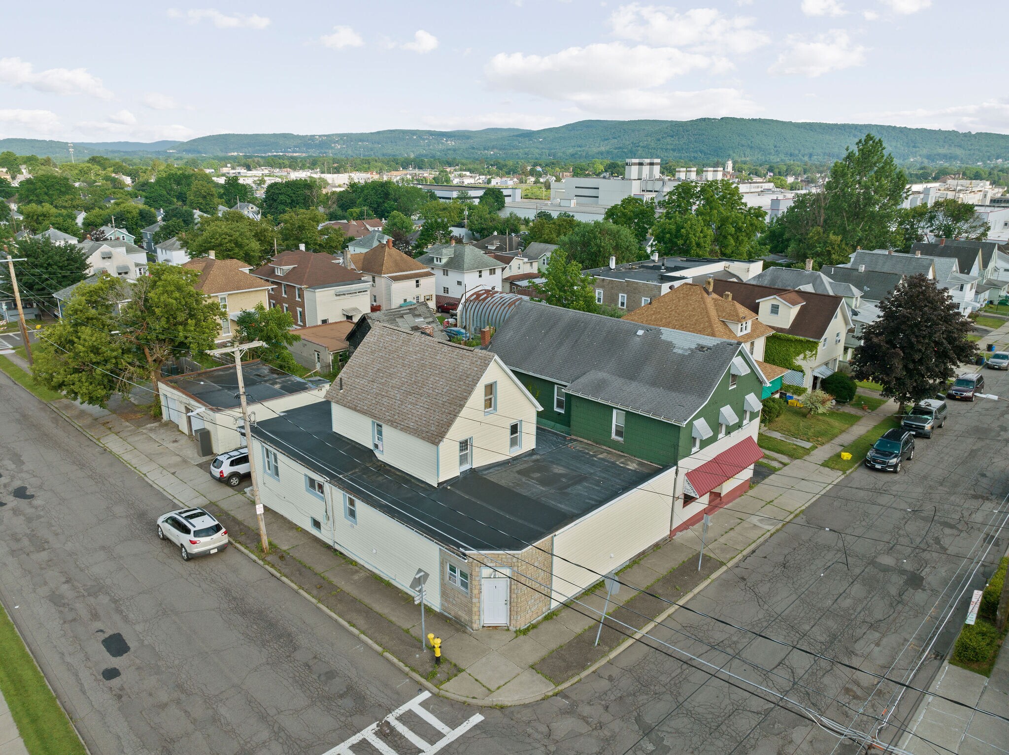 128 Squires Ave, Endicott, NY à vendre Photo principale- Image 1 de 20