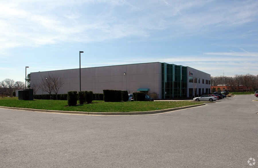 12006 Plum Orchard Dr, Silver Spring, MD for lease - Building Photo - Image 3 of 4