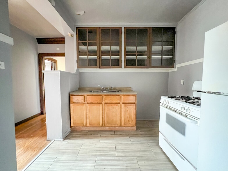 7957-7959 S Muskegon Ave, Chicago, IL for sale - Building Photo - Image 3 of 3