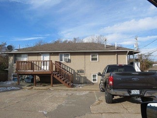 Plus de détails pour 1104 N Scott Ave, Belton, MO - Multi-résidentiel à vendre