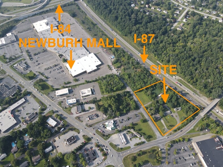 13 Meadow Hill Rd, Newburgh, NY for lease - Building Photo - Image 2 of 18