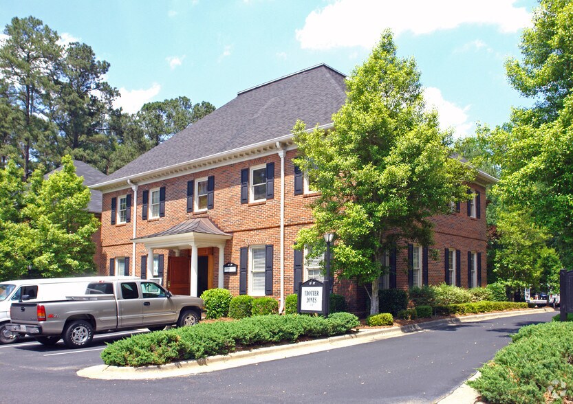 3527 Walton Way Ext, Augusta, GA à louer - Photo du bâtiment - Image 2 de 3