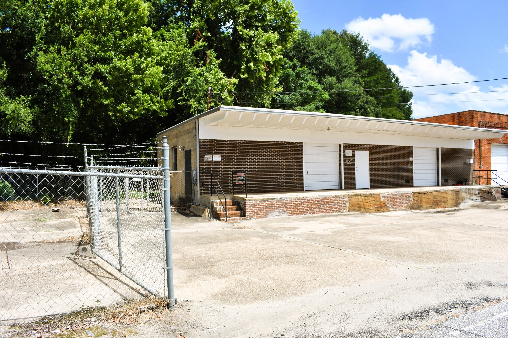 710 N Perry St, Montgomery, AL à louer Photo du bâtiment- Image 1 de 16