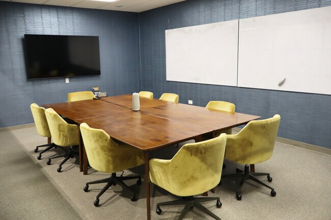 Plus de détails pour 206-210 W 4th St, Winston-Salem, NC - Bureau à louer