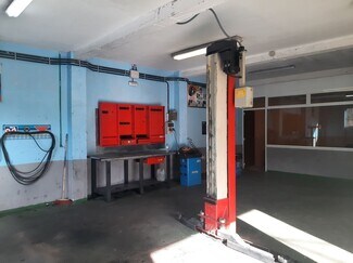 Plus de détails pour Commerce de détail à vendre