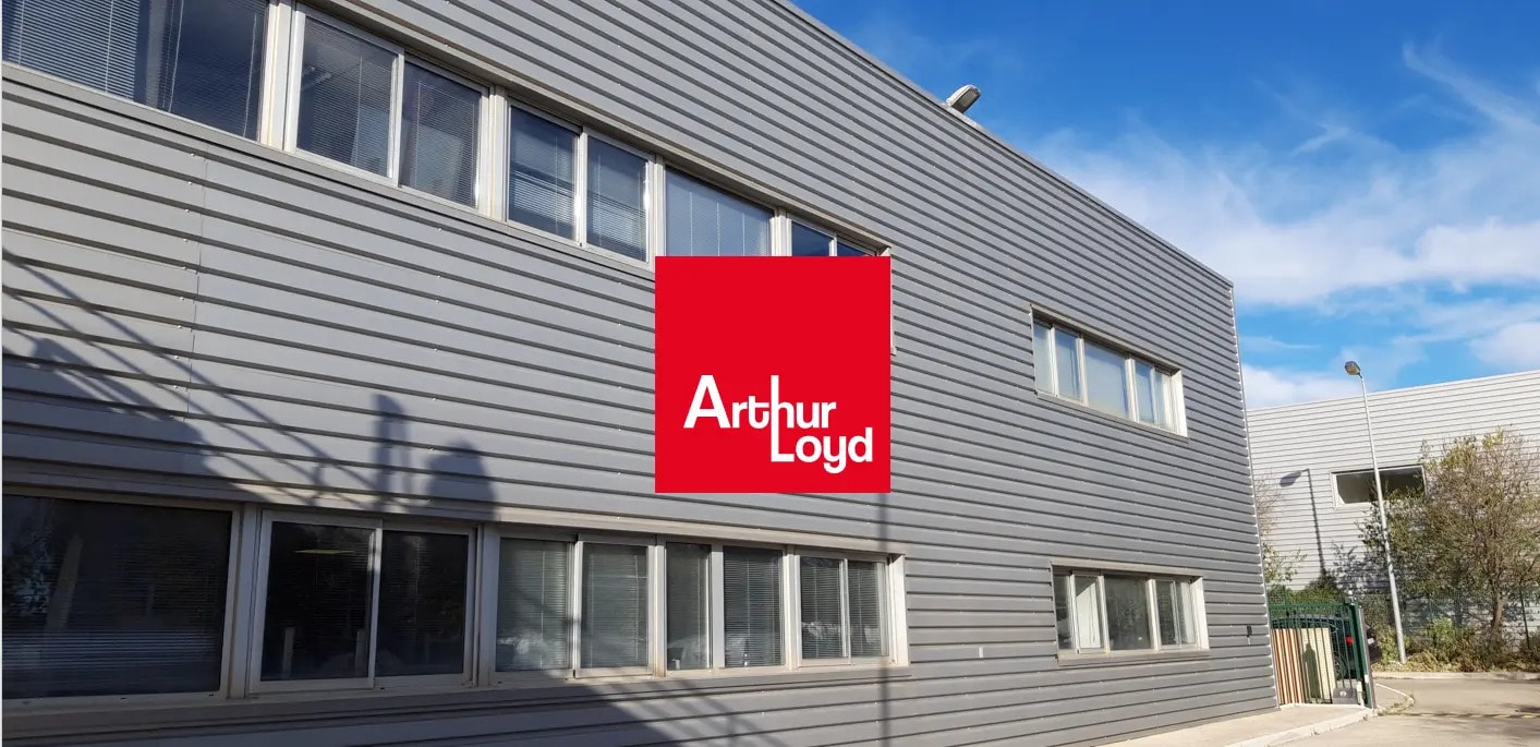 Office in La Ciotat for lease Building Photo- Image 1 of 7