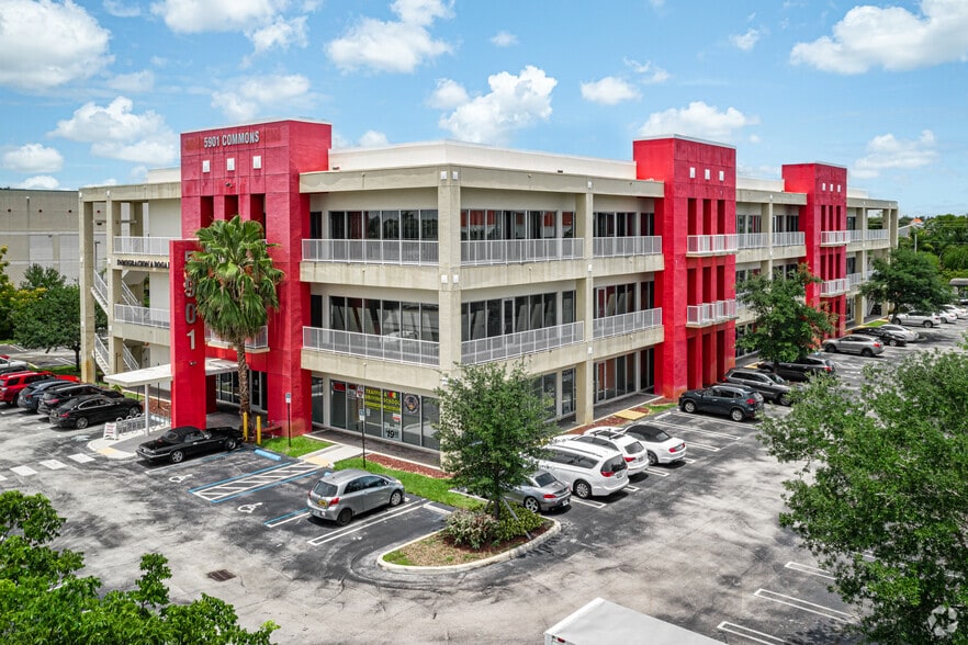 S NW 183 St, Hialeah, FL for sale - Building Photo - Image 2 of 8