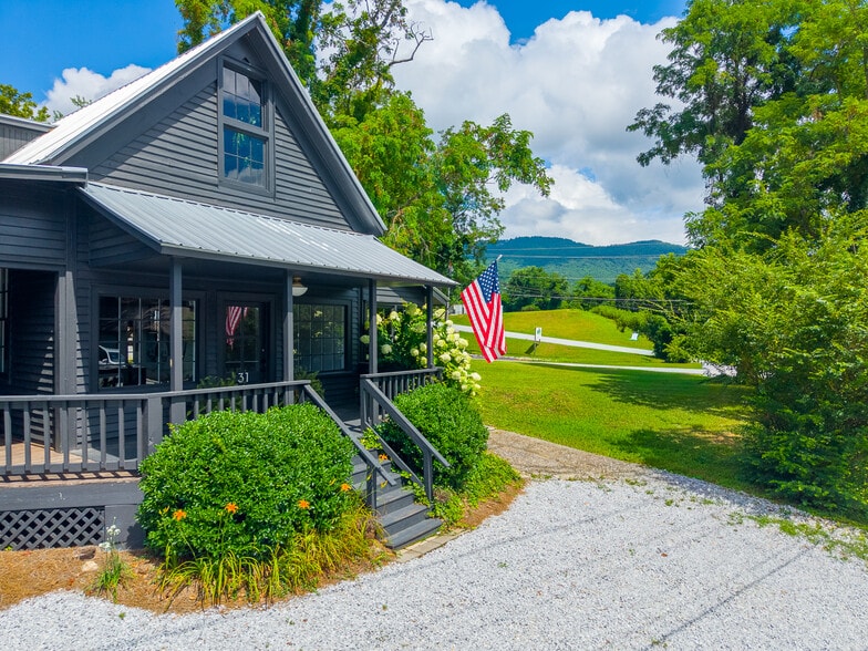 31 Earl St, Clayton, GA for sale - Building Photo - Image 3 of 51