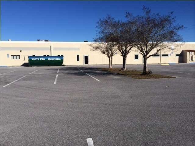 703 W 15th St, Panama City, FL for lease - Building Photo - Image 2 of 3