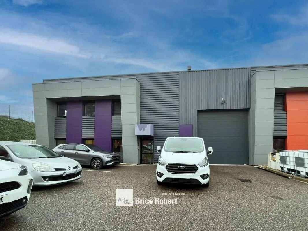 12 Rue Roger Planchon, Vénissieux for lease Building Photo- Image 1 of 6