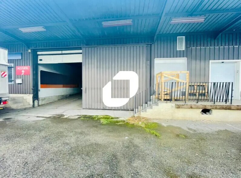 Flex in Villefranche-sur-Saône for lease - Building Photo - Image 2 of 12