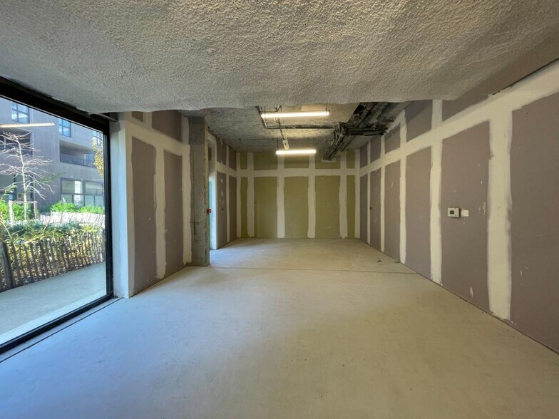 Industrial in Ivry-sur-Seine for lease - Interior Photo - Image 3 of 9