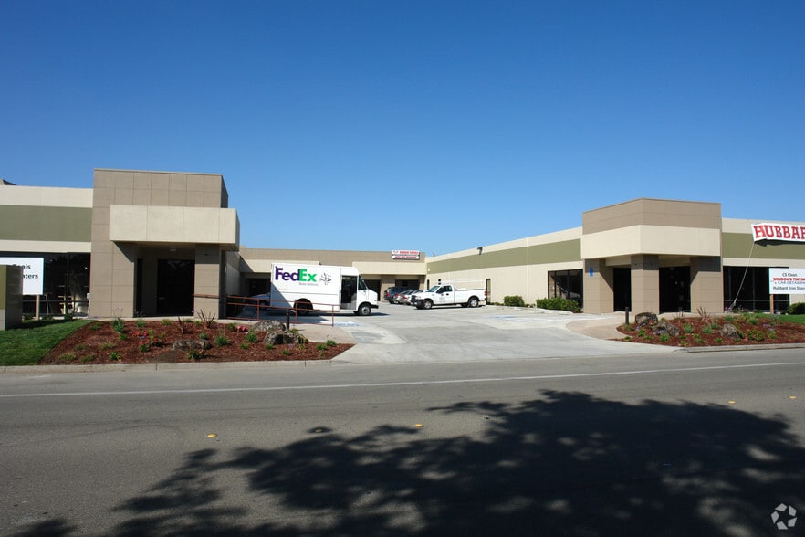 41509-41545 Albrae St, Fremont, CA for lease - Building Photo - Image 3 of 6