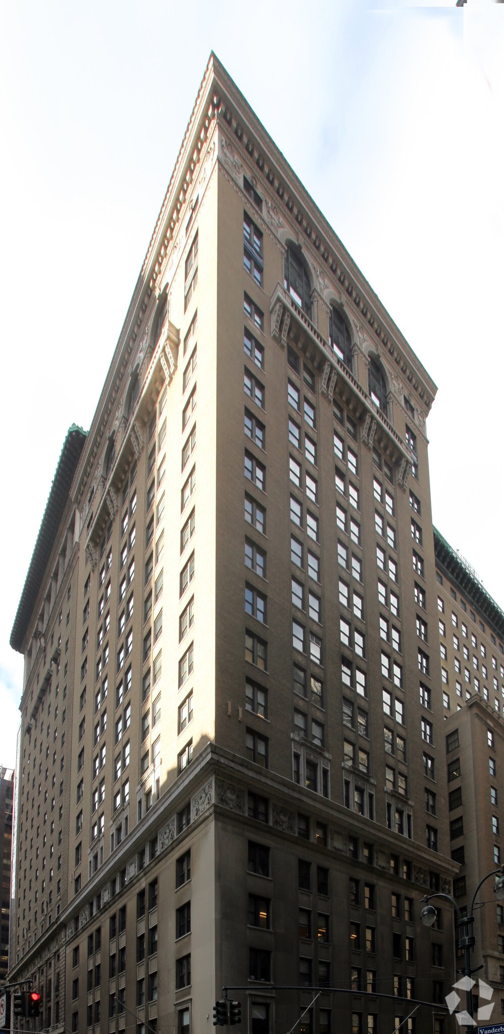 52 Vanderbilt Ave, New York, NY for lease Building Photo- Image 1 of 2