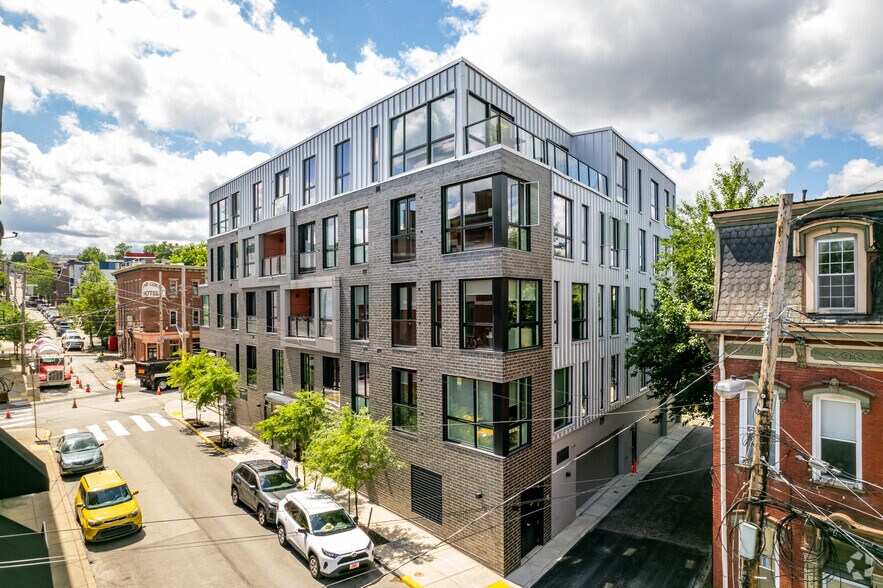 3725 Butler St, Pittsburgh, PA à vendre - Photo du bâtiment - Image 2 de 6