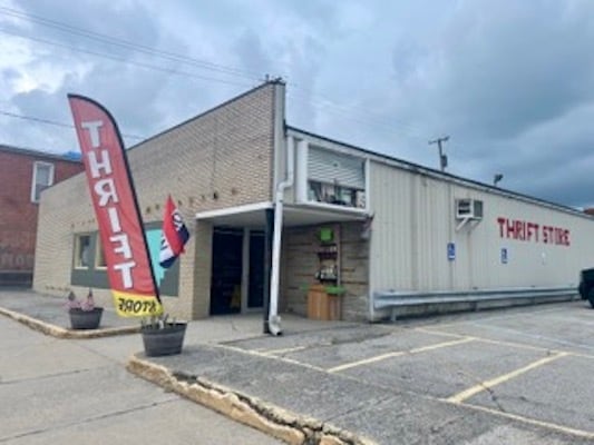 105 N Fayette St, Fayette, OH for sale - Building Photo - Image 2 of 12