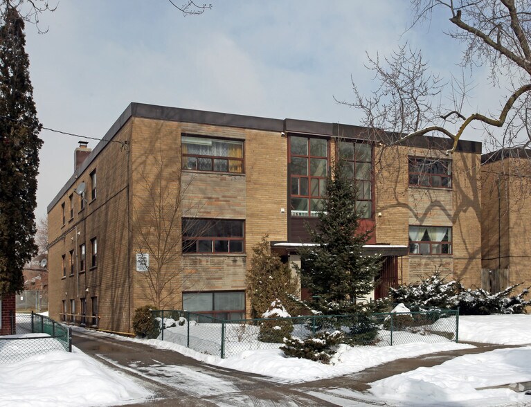 44 Cavell Ave, Toronto, ON for sale - Primary Photo - Image 1 of 1