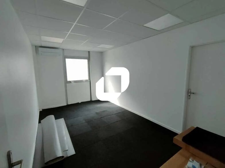 Bureau dans Bezons à louer - Photo intérieure - Image 3 de 10