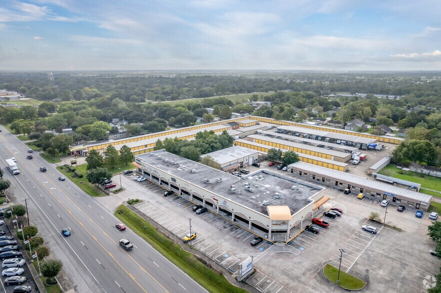5730 W Broadway St, Pearland, TX à louer - Aérien - Image 3 de 4