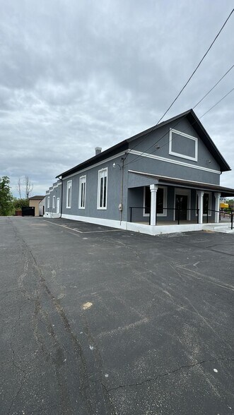 4915 N Dixie Dr, Dayton, OH à vendre - Photo du bâtiment - Image 2 de 23