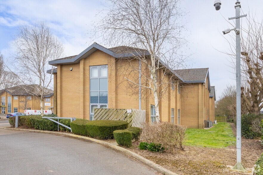 4-8 Orion Way, Kettering à louer - Photo du bâtiment - Image 2 de 2