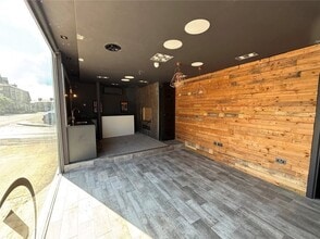 1 Bower Rd, Harrogate for lease Interior Photo- Image 2 of 6