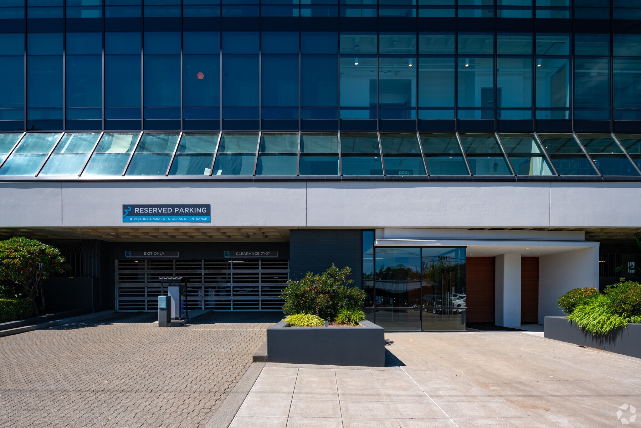 5601 6th Ave S, Seattle, WA for lease Building Photo- Image 1 of 12