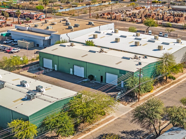 576 W Ventura St, Tucson, AZ for sale - Primary Photo - Image 1 of 80