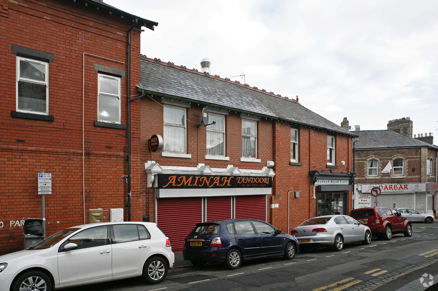 2 Peter St, Altrincham for lease - Building Photo - Image 2 of 2